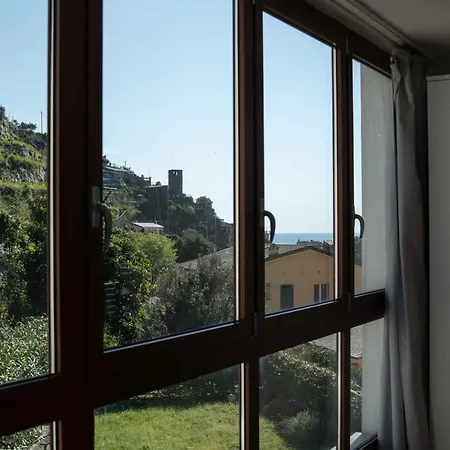 Rooftop Vernazza